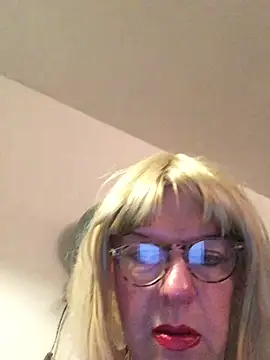 simone xdressing online show from 01-11-26, 07:54