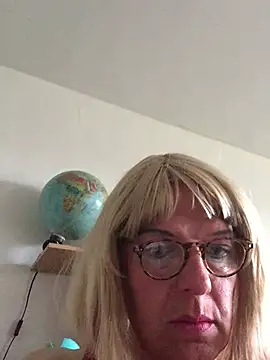simone xdressing online show from 05-03-26, 03:59