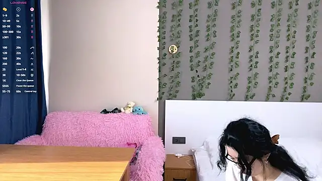 Princess Darknow online show from 01-14-26, 11:58