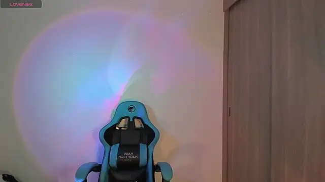 RYO BLEU  online show from 02-15-26, 03:40