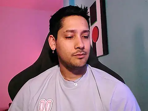 Snapshot of Abruptoinusual chatting on 11-13-25, 06:12 Abruptoinusual online show from 11-13-25, 06:12