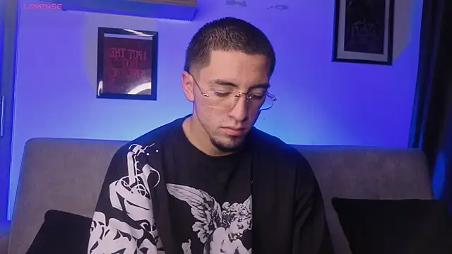 AresMassimoX online show from 02-10-26, 06:07