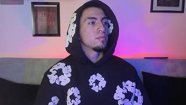 AresMassimoX online show from 12-23-25, 05:29