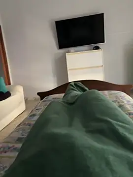 Snapshot of simeonehivd chatting on 12-19-25, 12:51 simeonehivd online show from 12-19-25, 12:51