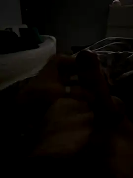 Snapshot of simeonehivd chatting on 12-21-25, 01:08 simeonehivd online show from 12-21-25, 01:08