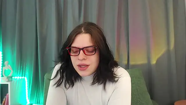 Dona Mafia online show from 11-24-25, 12:32