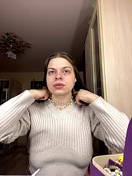 Dona Mafia online show from 11-30-25, 10:21