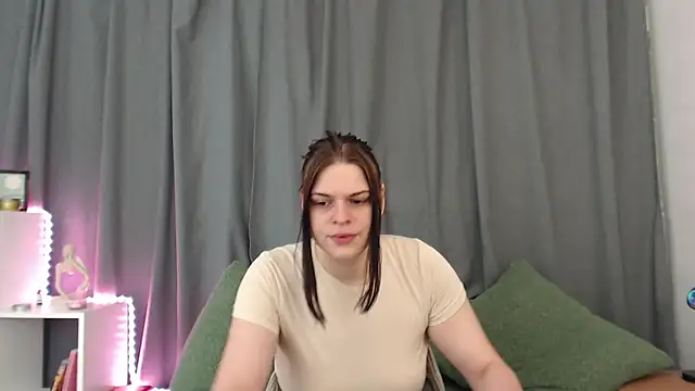 Dona Mafia online show from 11-17-25, 11:20