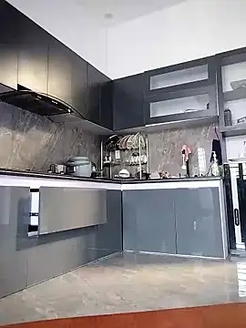   Anna    online show from 01-12-26, 02:29