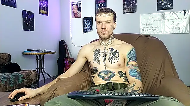 Huntall77 online show from 02-09-26, 06:44