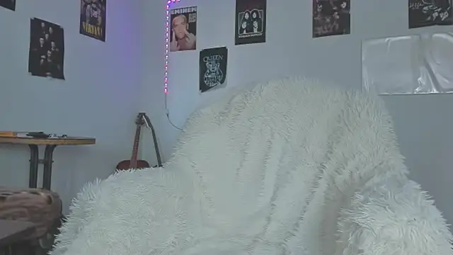 Huntall77 online show from 03-27-26, 08:26