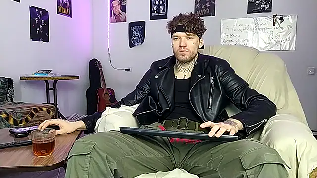 Huntall77 online show from 02-14-26, 05:29