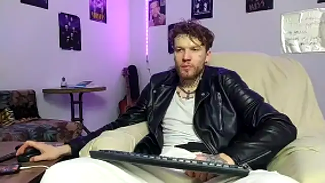 Huntall77 online show from 02-02-26, 05:34