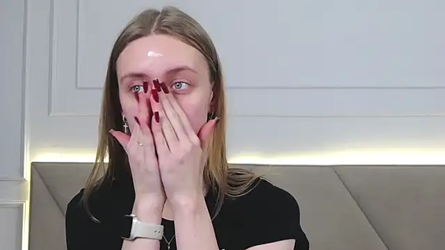 RachaelCute online show from 11-17-25, 04:27