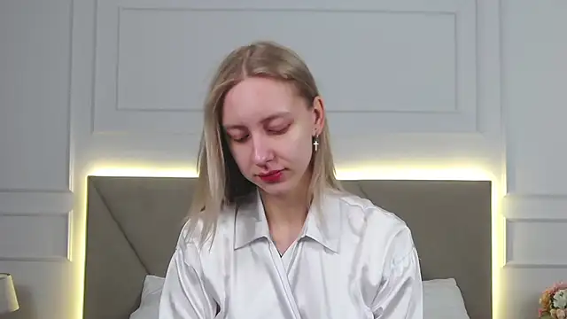 RachaelCute online show from 02-04-26, 10:21