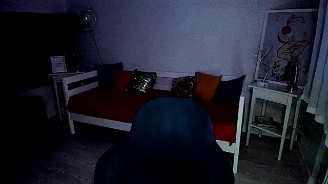 Annie Way online show from 02-19-26, 01:41