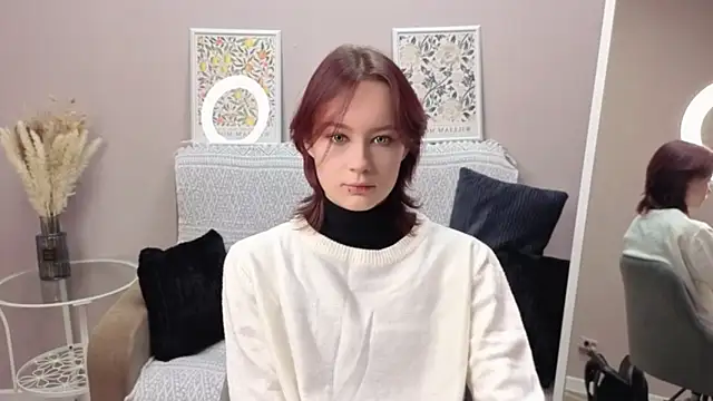 Annie Way online show from 11-12-25, 07:34