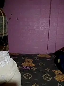 Cloud-wh online show from 02-10-26, 03:22