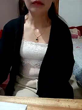 Feeling-hot online show from 12-21-25, 02:46