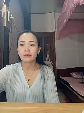 Feeling-hot online show from 02-13-26, 01:16