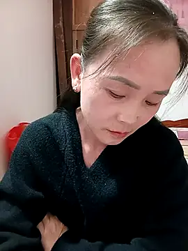 Feeling-hot online show from 12-20-25, 02:42