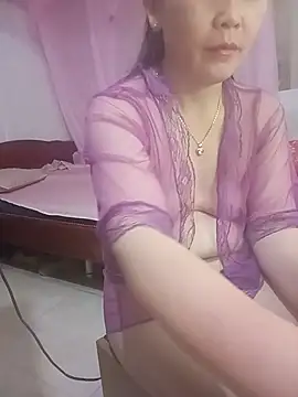Feeling-hot online show from 06-16-26, 04:07