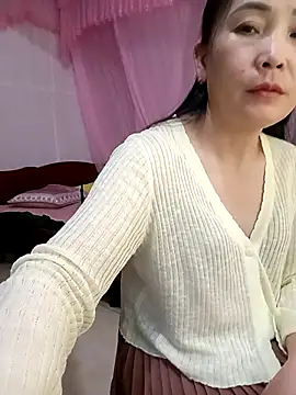 Feeling-hot online show from 03-23-26, 07:08