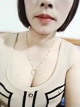 Snapshot of Swan-white123 chatting on 12-14-25, 02:00 Swan-white123 online show from 12-14-25, 02:00