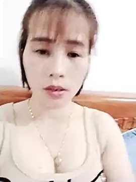 Snapshot of Swan-white123 chatting on 12-04-25, 01:10 Swan-white123 online show from 12-04-25, 01:10