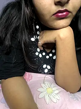 Snapshot of drakezone chatting on 02-03-26, 04:12 drakezone online show from 02-03-26, 04:12