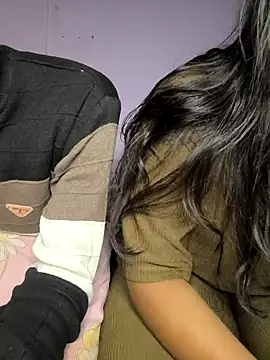 Snapshot of drakezone chatting on 02-08-26, 05:32 drakezone online show from 02-08-26, 05:32