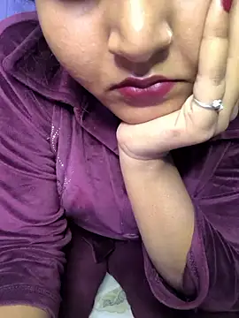 Snapshot of drakezone chatting on 01-19-26, 03:38 drakezone online show from 01-19-26, 03:38