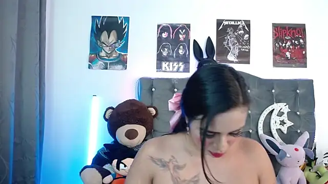 lunabritton1 online show from 03-16-26, 01:13