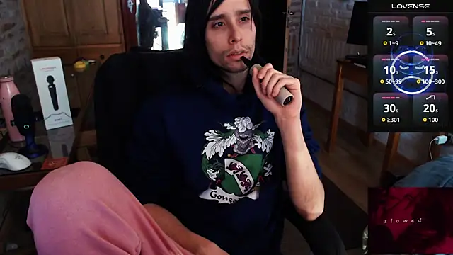 CaramelToy online show from 11-13-25, 04:00