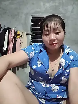 Snapshot of vangkt-cute chatting on 05-16-26, 01:10 vangkt-cute online show from 05-16-26, 01:10