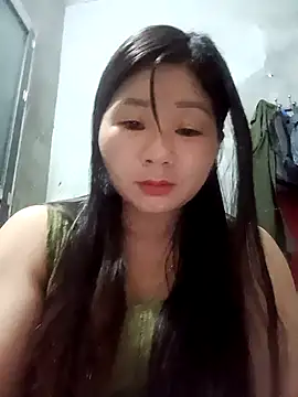 Snapshot of vangkt-cute chatting on 05-03-26, 08:12 vangkt-cute online show from 05-03-26, 08:12