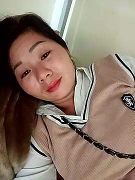 Snapshot of vangkt-cute chatting on 04-26-26, 07:27 vangkt-cute online show from 04-26-26, 07:27