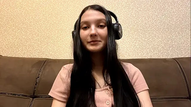 AurorAurora online show from 02-02-26, 09:41