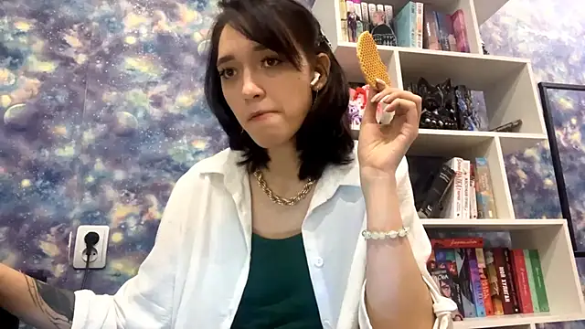 JamieRosten online show from 11-10-25, 12:32