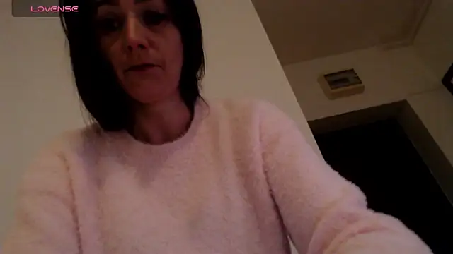 MissyDior8 online show from 11-17-25, 05:55