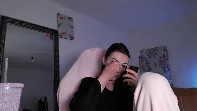 MissyDior8 online show from 04-02-26, 07:15