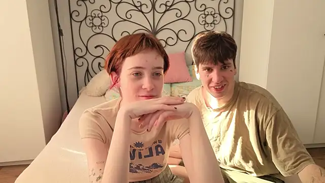 Danny loves Mary online show from 04-08-26, 01:51