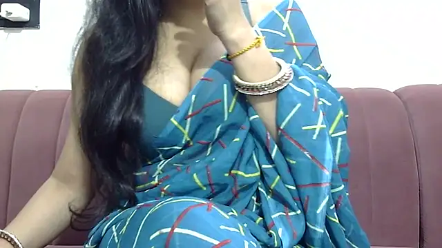 Snapshot of Zoya-sexy chatting on 09-17-25, 11:29 Zoya-sexy online show from 09-17-25, 11:29