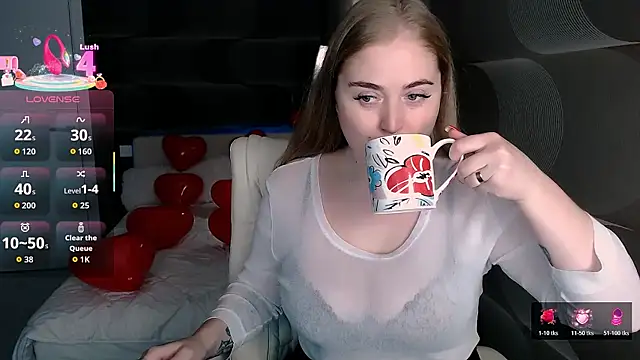 Kate Moan online show from 02-12-26, 02:06