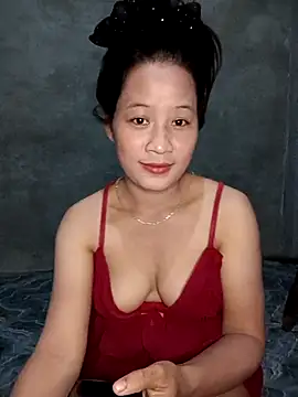 -Huong-99 online show from 11-18-25, 12:30