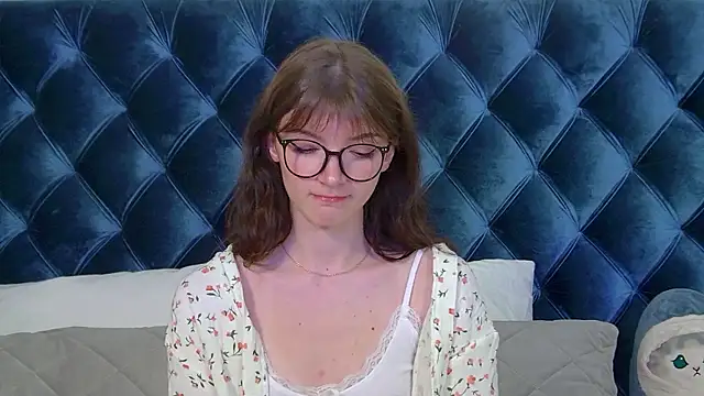 Snapshot of SophiaProve chatting on 03-01-26, 05:46 SophiaProve online show from 03-01-26, 05:46