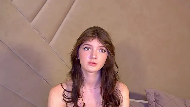 Snapshot of SophiaProve chatting on 06-05-26, 04:24 SophiaProve online show from 06-05-26, 04:24