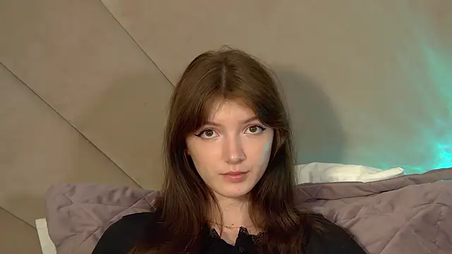 Snapshot of SophiaProve chatting on 04-21-26, 01:42 SophiaProve online show from 04-21-26, 01:42