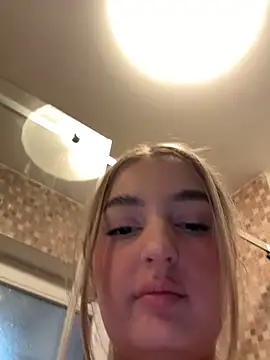 Marisaaasss online show from 12-18-25, 10:30