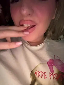 Marisaaasss online show from 01-12-26, 01:18